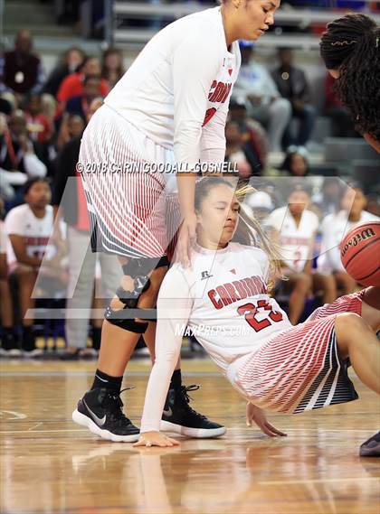 Thumbnail 1 in Havelock vs. Jacksonville (NCHSAA 3A Regional Playoff) photogallery.