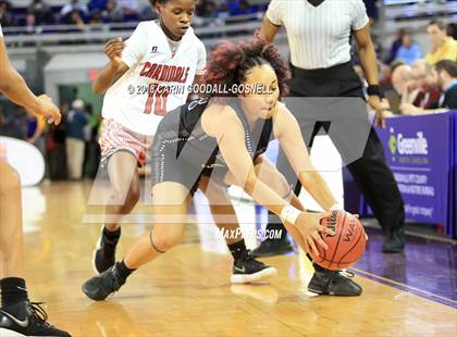 Thumbnail 2 in Havelock vs. Jacksonville (NCHSAA 3A Regional Playoff) photogallery.