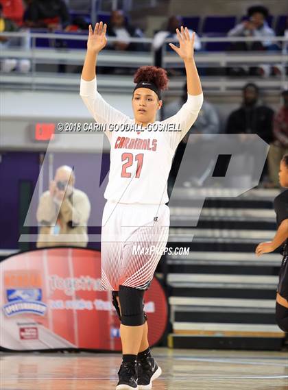 Thumbnail 3 in Havelock vs. Jacksonville (NCHSAA 3A Regional Playoff) photogallery.