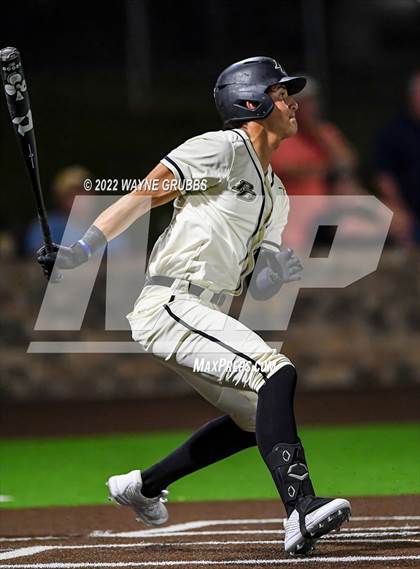 Thumbnail 2 in Pleasant Grove vs. Kilgore (UIL 4A Region II Bi-District Playoff) photogallery.
