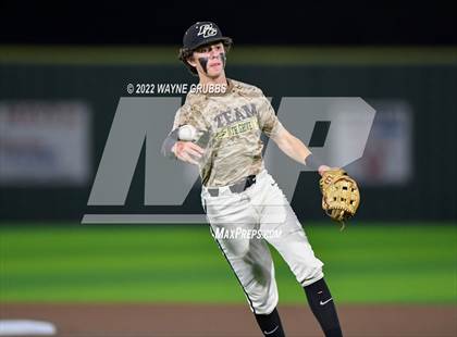 Thumbnail 3 in Pleasant Grove vs. Kilgore (UIL 4A Region II Bi-District Playoff) photogallery.