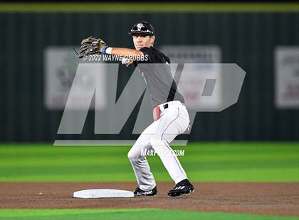 Thumbnail 1 in Pleasant Grove vs. Kilgore (UIL 4A Region II Bi-District Playoff) photogallery.