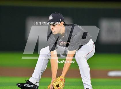 Thumbnail 1 in Pleasant Grove vs. Kilgore (UIL 4A Region II Bi-District Playoff) photogallery.