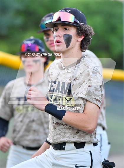 Thumbnail 1 in Pleasant Grove vs. Kilgore (UIL 4A Region II Bi-District Playoff) photogallery.