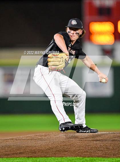 Thumbnail 3 in Pleasant Grove vs. Kilgore (UIL 4A Region II Bi-District Playoff) photogallery.