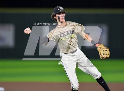 Thumbnail 2 in Pleasant Grove vs. Kilgore (UIL 4A Region II Bi-District Playoff) photogallery.