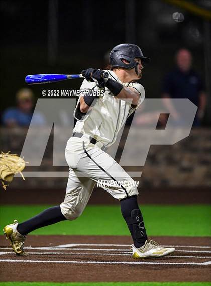 Thumbnail 3 in Pleasant Grove vs. Kilgore (UIL 4A Region II Bi-District Playoff) photogallery.