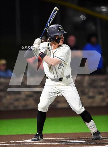 Thumbnail 3 in Pleasant Grove vs. Kilgore (UIL 4A Region II Bi-District Playoff) photogallery.