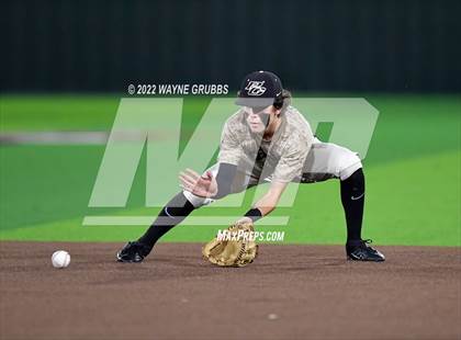 Thumbnail 1 in Pleasant Grove vs. Kilgore (UIL 4A Region II Bi-District Playoff) photogallery.