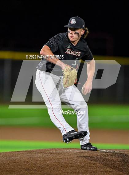 Thumbnail 3 in Pleasant Grove vs. Kilgore (UIL 4A Region II Bi-District Playoff) photogallery.