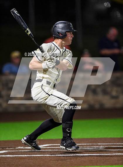 Thumbnail 1 in Pleasant Grove vs. Kilgore (UIL 4A Region II Bi-District Playoff) photogallery.