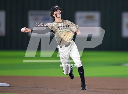 Thumbnail 3 in Pleasant Grove vs. Kilgore (UIL 4A Region II Bi-District Playoff) photogallery.
