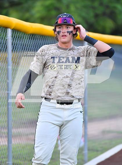Thumbnail 2 in Pleasant Grove vs. Kilgore (UIL 4A Region II Bi-District Playoff) photogallery.