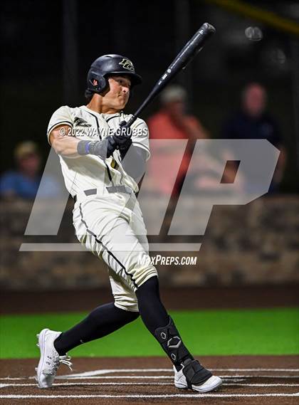 Thumbnail 1 in Pleasant Grove vs. Kilgore (UIL 4A Region II Bi-District Playoff) photogallery.
