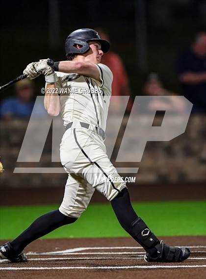 Thumbnail 3 in Pleasant Grove vs. Kilgore (UIL 4A Region II Bi-District Playoff) photogallery.