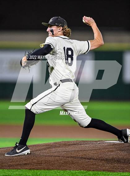Thumbnail 3 in Pleasant Grove vs. Kilgore (UIL 4A Region II Bi-District Playoff) photogallery.