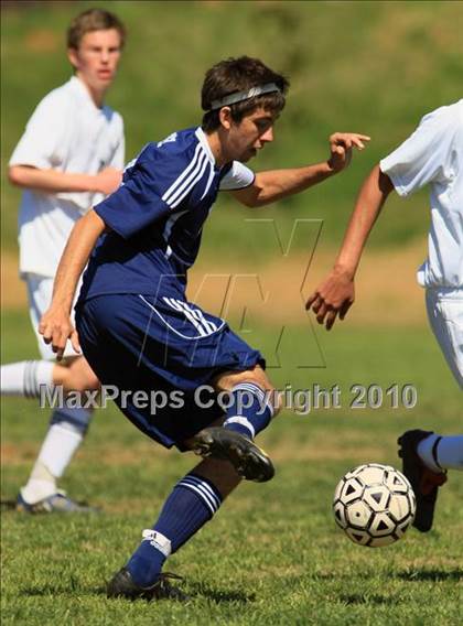 Thumbnail 2 in Notre Dame vs Siegel (Bearden Invitational) photogallery.