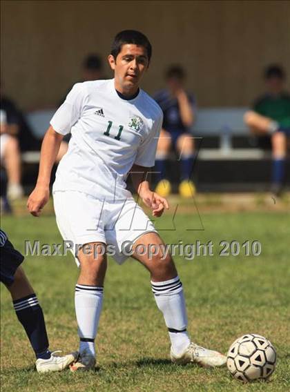 Thumbnail 3 in Notre Dame vs Siegel (Bearden Invitational) photogallery.