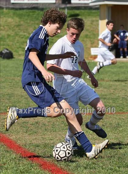 Thumbnail 2 in Notre Dame vs Siegel (Bearden Invitational) photogallery.