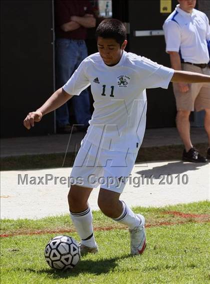 Thumbnail 3 in Notre Dame vs Siegel (Bearden Invitational) photogallery.