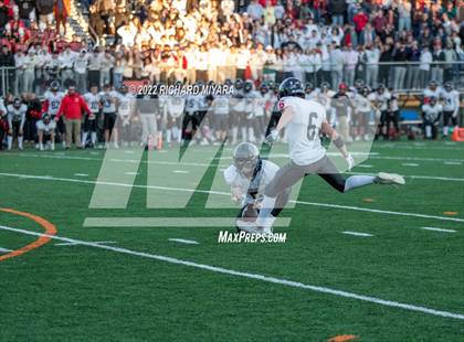 Thumbnail 2 in Bedford vs. Londonderry (NHIAA D1 Final) photogallery.