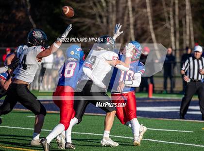 Thumbnail 1 in Bedford vs. Londonderry (NHIAA D1 Final) photogallery.