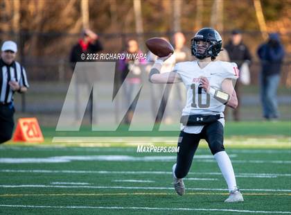 Thumbnail 2 in Bedford vs. Londonderry (NHIAA D1 Final) photogallery.
