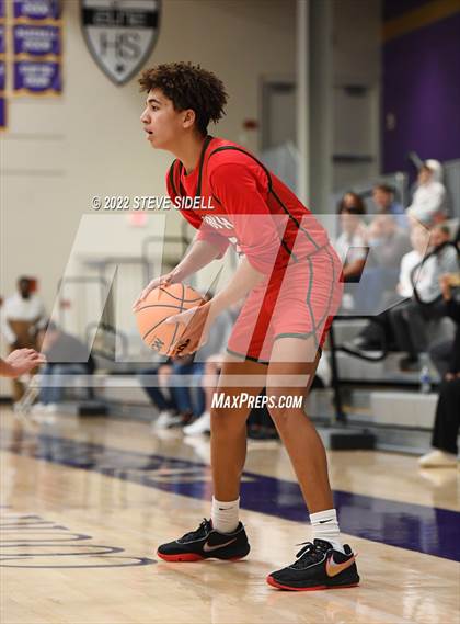 Thumbnail 3 in The Woodlands vs. Mission Bay (The Holiday Classic 2022) photogallery.