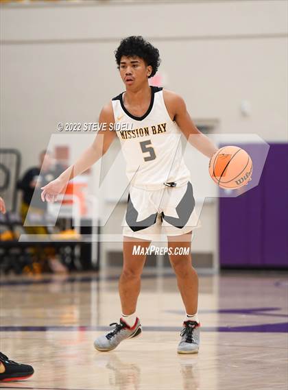 Thumbnail 3 in The Woodlands vs. Mission Bay (The Holiday Classic 2022) photogallery.