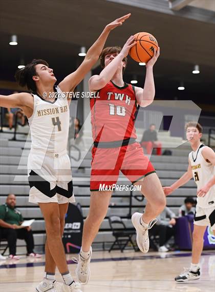 Thumbnail 1 in The Woodlands vs. Mission Bay (The Holiday Classic 2022) photogallery.