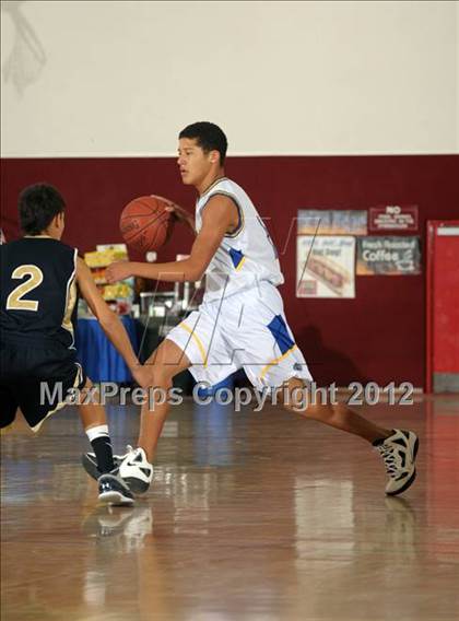 Thumbnail 3 in Brawley vs Desert Hot Springs (MaxPreps Holiday Classic) photogallery.
