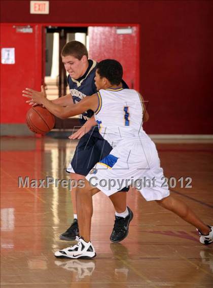 Thumbnail 2 in Brawley vs Desert Hot Springs (MaxPreps Holiday Classic) photogallery.