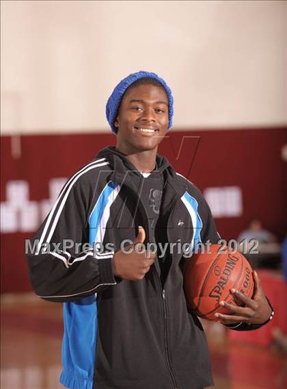 Thumbnail 3 in Brawley vs Desert Hot Springs (MaxPreps Holiday Classic) photogallery.