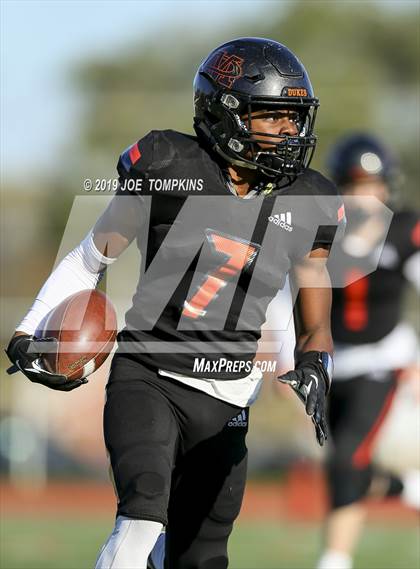Thumbnail 3 in Highland vs. Marlboro Central (Section 9 Class B Semifinal) photogallery.