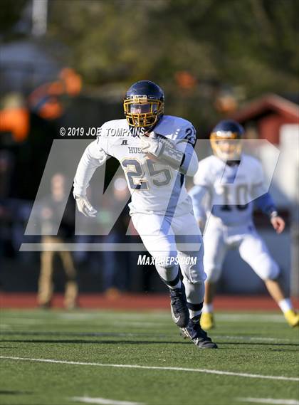 Thumbnail 3 in Highland vs. Marlboro Central (Section 9 Class B Semifinal) photogallery.