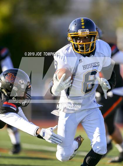 Thumbnail 1 in Highland vs. Marlboro Central (Section 9 Class B Semifinal) photogallery.