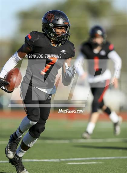 Thumbnail 2 in Highland vs. Marlboro Central (Section 9 Class B Semifinal) photogallery.