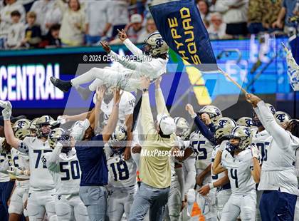 Thumbnail 3 in Thomas County Central vs. Gainesville (GHSA 5A Championship) photogallery.