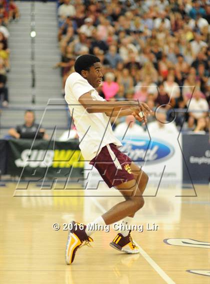 Thumbnail 2 in Cathedral vs. Valley Christian (CIF SS D3 Final) photogallery.