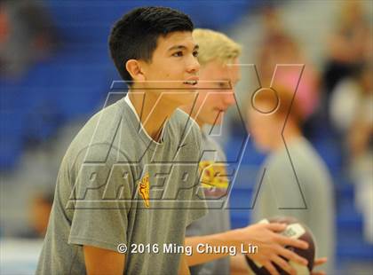 Thumbnail 3 in Cathedral vs. Valley Christian (CIF SS D3 Final) photogallery.