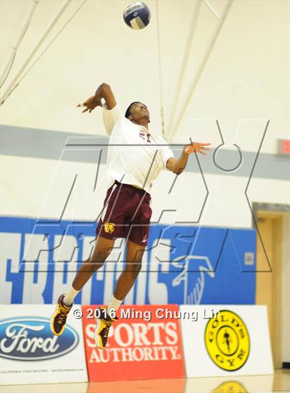 Thumbnail 2 in Cathedral vs. Valley Christian (CIF SS D3 Final) photogallery.
