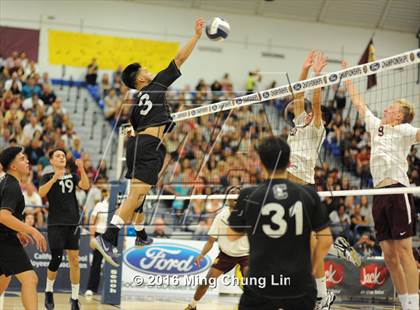 Thumbnail 3 in Cathedral vs. Valley Christian (CIF SS D3 Final) photogallery.