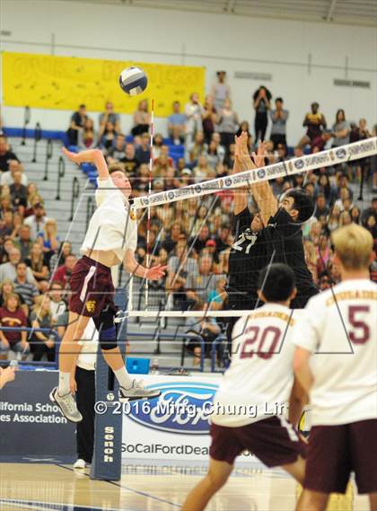 Thumbnail 3 in Cathedral vs. Valley Christian (CIF SS D3 Final) photogallery.
