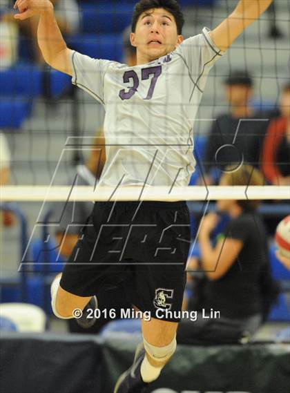 Thumbnail 2 in Cathedral vs. Valley Christian (CIF SS D3 Final) photogallery.