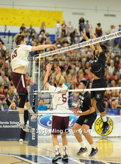 Thumbnail 2 in Cathedral vs. Valley Christian (CIF SS D3 Final) photogallery.