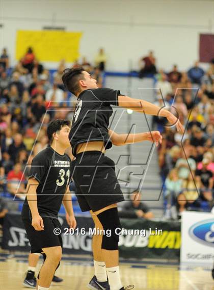 Thumbnail 3 in Cathedral vs. Valley Christian (CIF SS D3 Final) photogallery.
