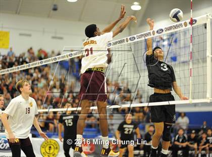 Thumbnail 3 in Cathedral vs. Valley Christian (CIF SS D3 Final) photogallery.