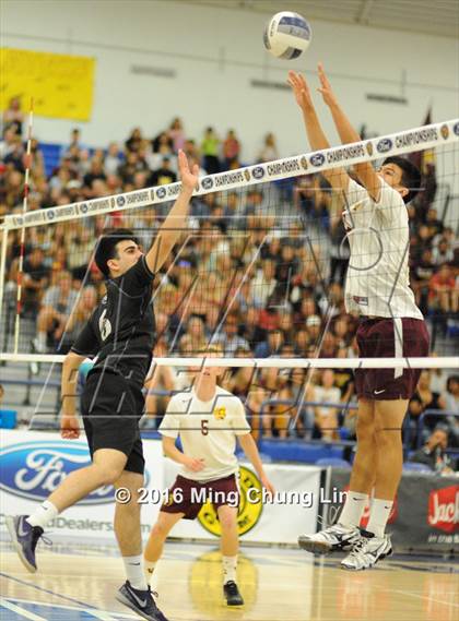 Thumbnail 2 in Cathedral vs. Valley Christian (CIF SS D3 Final) photogallery.