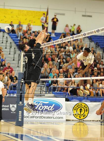 Thumbnail 2 in Cathedral vs. Valley Christian (CIF SS D3 Final) photogallery.