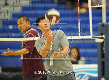 Thumbnail 3 in Cathedral vs. Valley Christian (CIF SS D3 Final) photogallery.